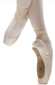RC-20 Brillante R-Class Pointe Shoe